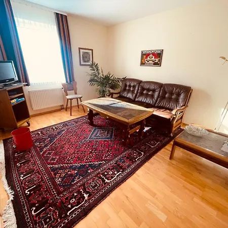 Aparthotel Gaestehaus Grottental - Ruhige Naechte Auf Der Alb *