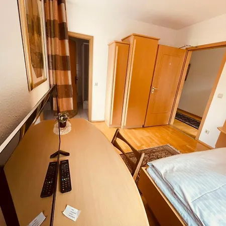 Gaestehaus Grottental - Ruhige Naechte Auf Der Alb * Messstetten